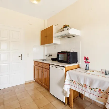 Athineos Apartmán