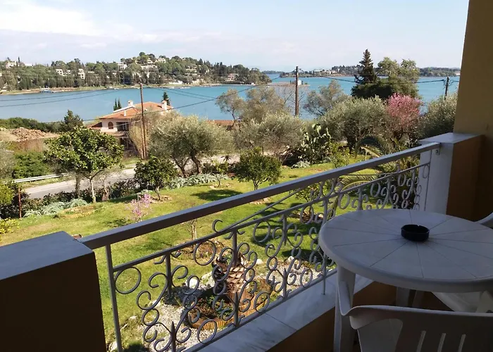Athineos