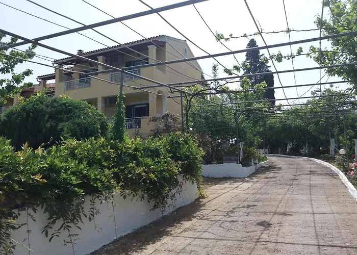 Athineos Apartamento *