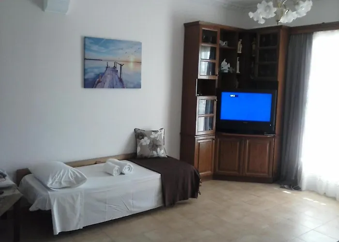 Athineos شقة كومينو